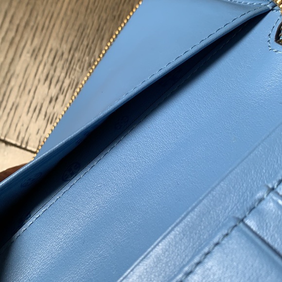 Tory Burch Ivy Wristlet Montego Blue - Picture 7 of 9